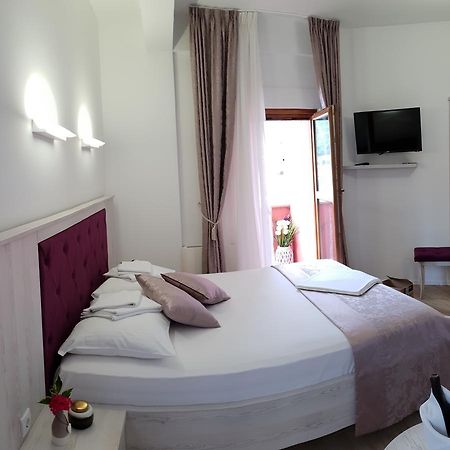 Apis Hotel Trebinje Eksteriør bilde