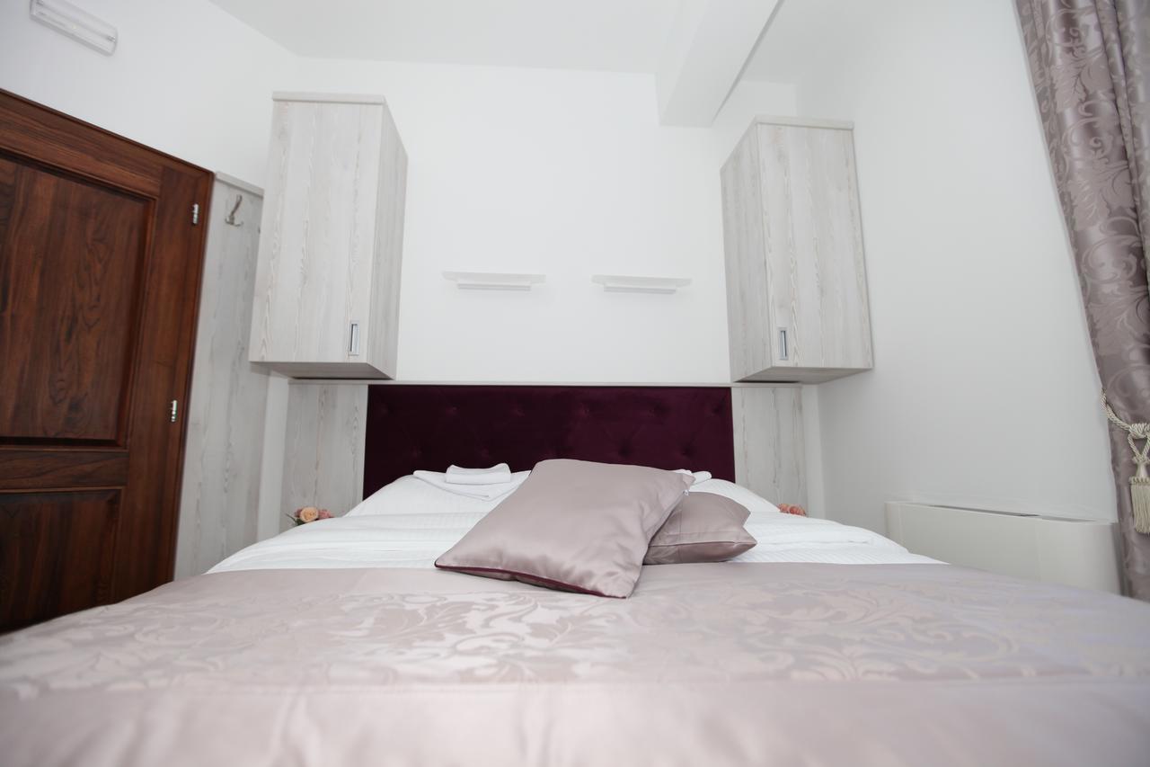 Apis Hotel Trebinje Eksteriør bilde