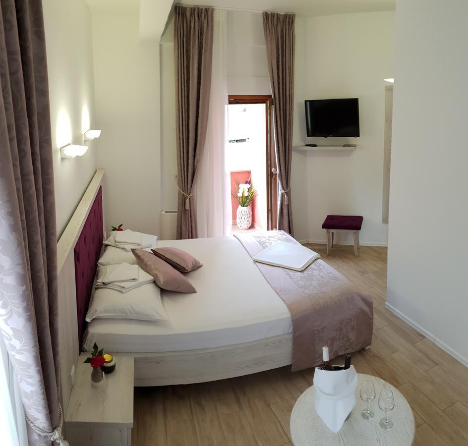Apis Hotel Trebinje Eksteriør bilde