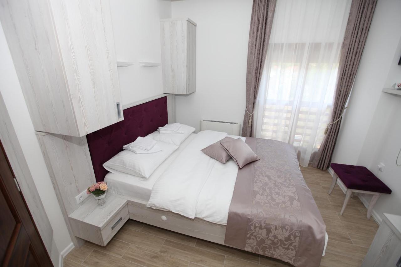 Apis Hotel Trebinje Eksteriør bilde